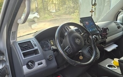 Volkswagen Caravelle T5, 2012 год, 3 000 000 рублей, 1 фотография