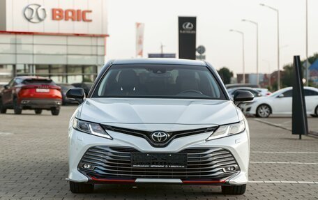 Toyota Camry, 2021 год, 2 395 000 рублей, 2 фотография