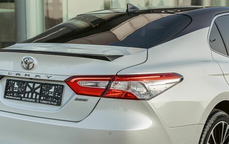 Toyota Camry, 2021 год, 2 395 000 рублей, 7 фотография