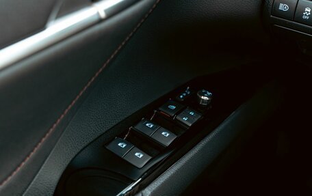 Toyota Camry, 2021 год, 2 395 000 рублей, 15 фотография