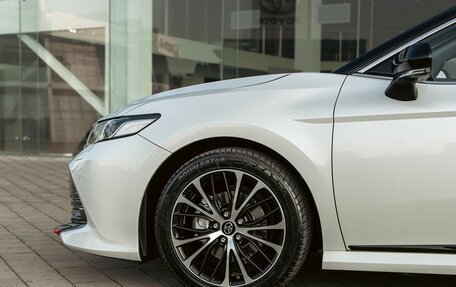 Toyota Camry, 2021 год, 2 395 000 рублей, 12 фотография