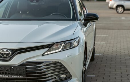 Toyota Camry, 2021 год, 2 395 000 рублей, 9 фотография