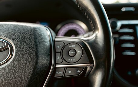 Toyota Camry, 2021 год, 2 395 000 рублей, 20 фотография