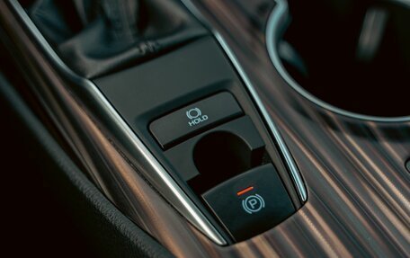 Toyota Camry, 2021 год, 2 395 000 рублей, 25 фотография