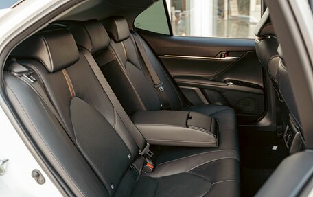Toyota Camry, 2021 год, 2 395 000 рублей, 30 фотография