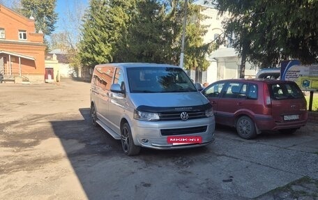 Volkswagen Caravelle T5, 2012 год, 3 000 000 рублей, 4 фотография