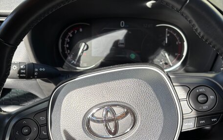 Toyota RAV4, 2022 год, 4 300 000 рублей, 8 фотография