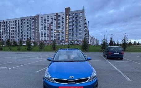 KIA Rio IV, 2018 год, 1 200 000 рублей, 3 фотография