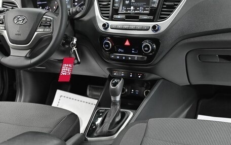 Hyundai Solaris II рестайлинг, 2019 год, 995 000 рублей, 10 фотография