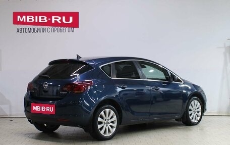 Opel Astra J, 2010 год, 579 000 рублей, 2 фотография