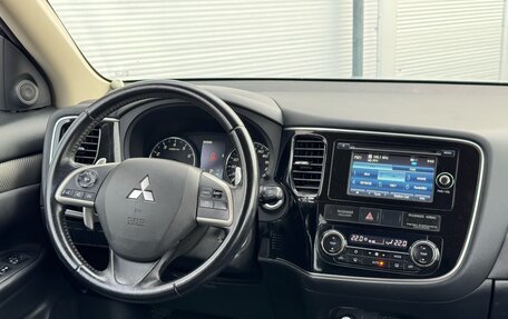 Mitsubishi Outlander III рестайлинг 3, 2012 год, 1 375 000 рублей, 8 фотография