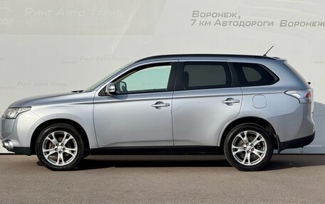 Mitsubishi Outlander III рестайлинг 3, 2012 год, 1 375 000 рублей, 4 фотография