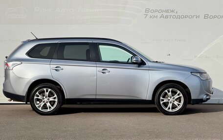 Mitsubishi Outlander III рестайлинг 3, 2012 год, 1 375 000 рублей, 5 фотография