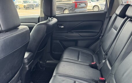 Mitsubishi Outlander III рестайлинг 3, 2012 год, 1 375 000 рублей, 15 фотография