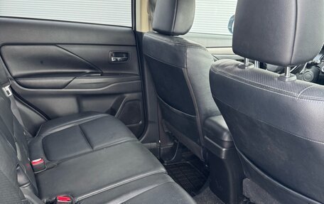 Mitsubishi Outlander III рестайлинг 3, 2012 год, 1 375 000 рублей, 18 фотография
