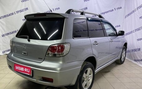 Mitsubishi Outlander III рестайлинг 3, 2004 год, 545 000 рублей, 5 фотография