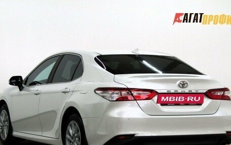 Toyota Camry, 2020 год, 2 520 000 рублей, 3 фотография
