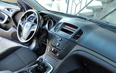 Opel Insignia II рестайлинг, 2009 год, 750 000 рублей, 11 фотография