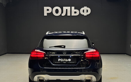 Mercedes-Benz GLA, 2018 год, 2 690 000 рублей, 4 фотография