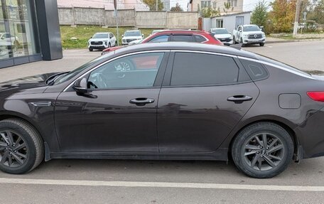 KIA Optima IV, 2018 год, 2 200 000 рублей, 11 фотография