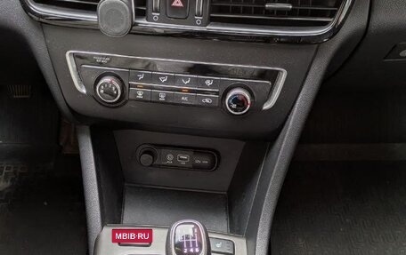 KIA Optima IV, 2018 год, 2 200 000 рублей, 4 фотография