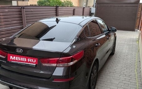 KIA Optima IV, 2018 год, 2 200 000 рублей, 9 фотография