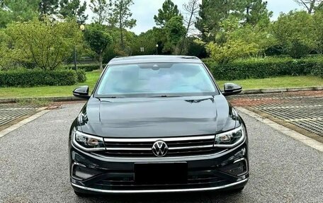 Volkswagen Bora, 2022 год, 1 513 000 рублей, 2 фотография