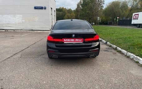 BMW 5 серия, 2019 год, 3 610 000 рублей, 3 фотография