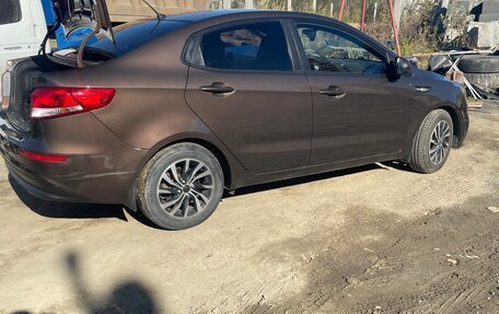 KIA Rio III рестайлинг, 2016 год, 1 350 000 рублей, 5 фотография
