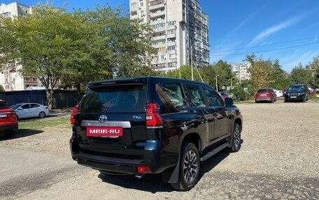 Toyota Land Cruiser Prado 150 рестайлинг 2, 2022 год, 8 200 000 рублей, 2 фотография