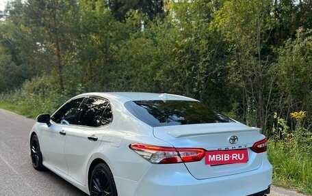 Toyota Camry, 2019 год, 2 630 000 рублей, 4 фотография