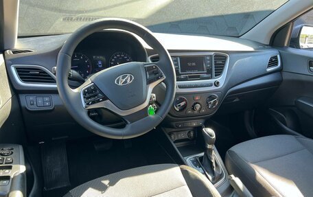 Hyundai Solaris II рестайлинг, 2017 год, 1 150 000 рублей, 8 фотография