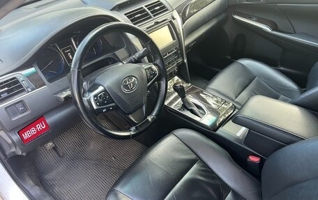 Toyota Camry, 2015 год, 2 300 000 рублей, 1 фотография