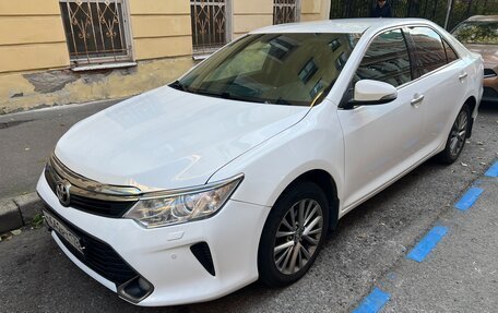 Toyota Camry, 2015 год, 2 300 000 рублей, 4 фотография