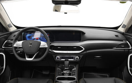 FAW Bestune T77, 2023 год, 2 036 000 рублей, 6 фотография