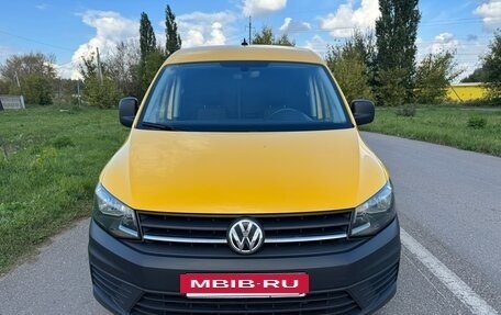 Volkswagen Caddy IV, 2017 год, 1 550 000 рублей, 2 фотография