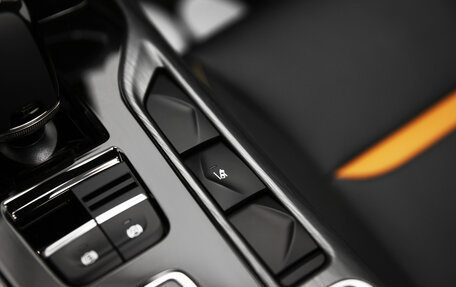 FAW Bestune T77, 2023 год, 2 036 000 рублей, 18 фотография