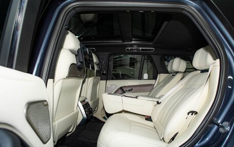 Land Rover Range Rover IV рестайлинг, 2025 год, 25 900 000 рублей, 32 фотография