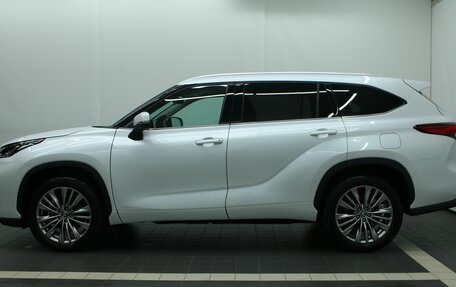 Toyota Highlander, 2025 год, 6 300 000 рублей, 13 фотография