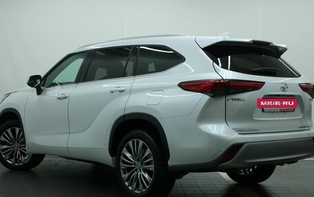 Toyota Highlander, 2025 год, 6 300 000 рублей, 12 фотография