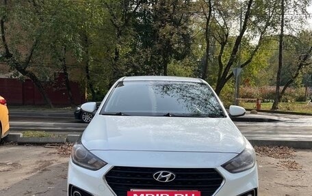 Hyundai Solaris II рестайлинг, 2019 год, 1 300 000 рублей, 5 фотография