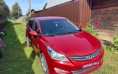 Hyundai Solaris II рестайлинг, 2015 год, 1 000 000 рублей, 1 фотография