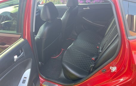 Hyundai Solaris II рестайлинг, 2015 год, 1 000 000 рублей, 10 фотография