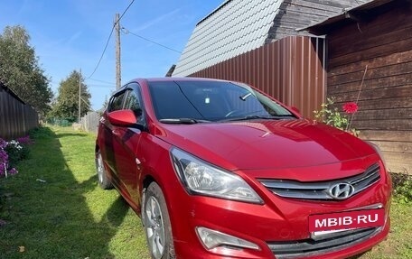 Hyundai Solaris II рестайлинг, 2015 год, 1 000 000 рублей, 3 фотография