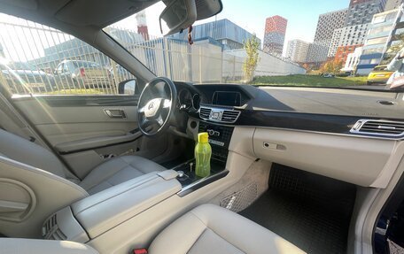 Mercedes-Benz E-Класс, 2013 год, 2 000 000 рублей, 11 фотография