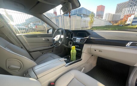 Mercedes-Benz E-Класс, 2013 год, 2 000 000 рублей, 10 фотография