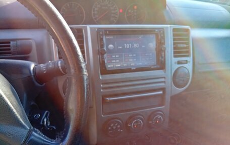 Nissan X-Trail, 2005 год, 750 000 рублей, 16 фотография