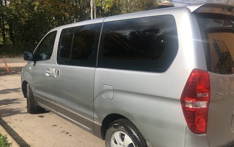Hyundai Grand Starex Grand Starex I рестайлинг 2, 2016 год, 2 200 000 рублей, 2 фотография