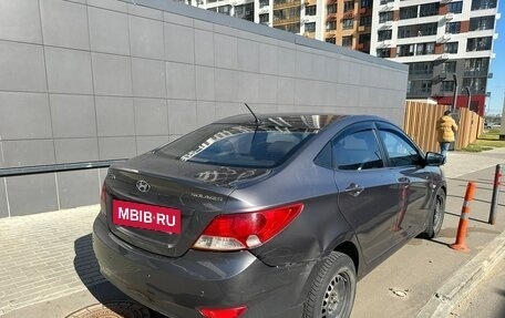 Hyundai Solaris II рестайлинг, 2011 год, 585 000 рублей, 4 фотография