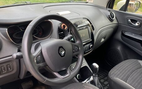Renault Kaptur I рестайлинг, 2019 год, 1 290 000 рублей, 8 фотография